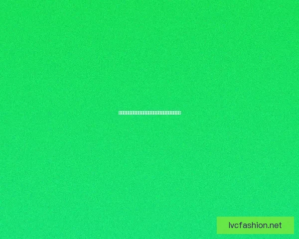 宣花袍：绣艺与文化交织的古代服饰传奇与历史价值探索